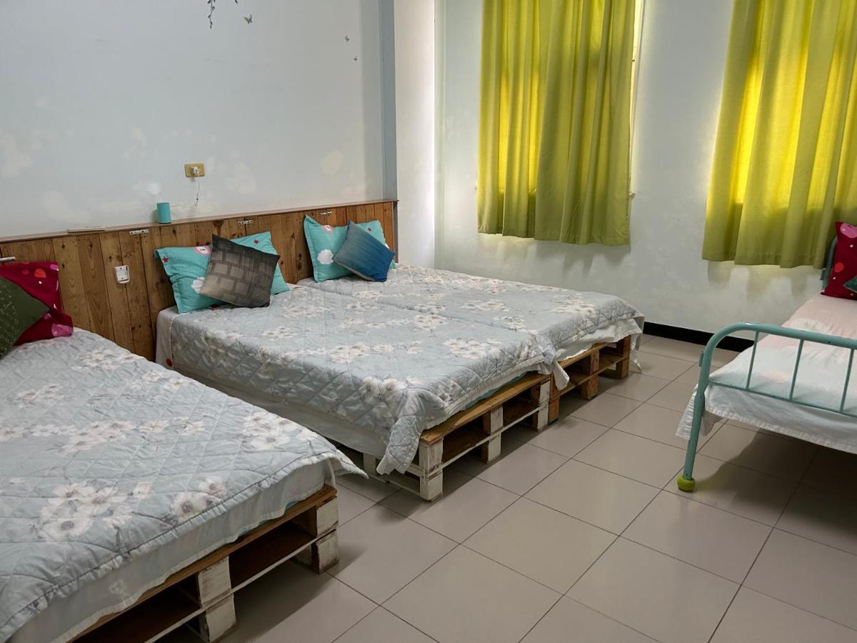 Golden House Apartment Tainan Exterior photo