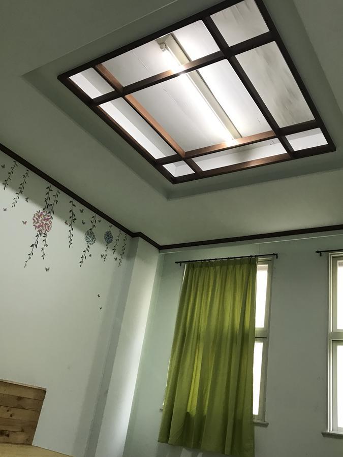 Golden House Apartment Tainan Exterior photo